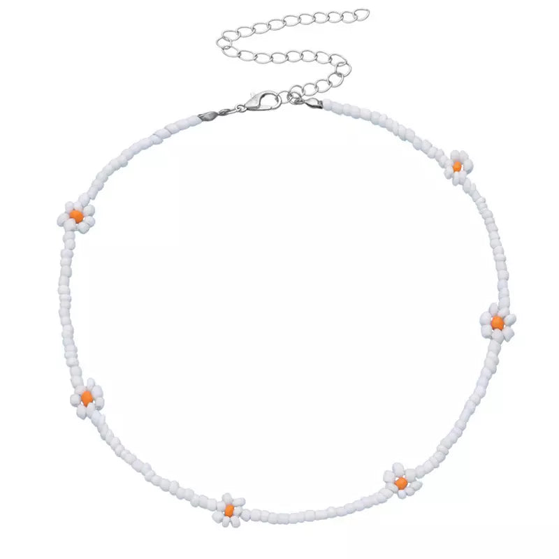 Daisy Chain Necklace — White
